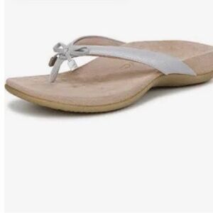 Vionic Bella Women's Grey Sandals